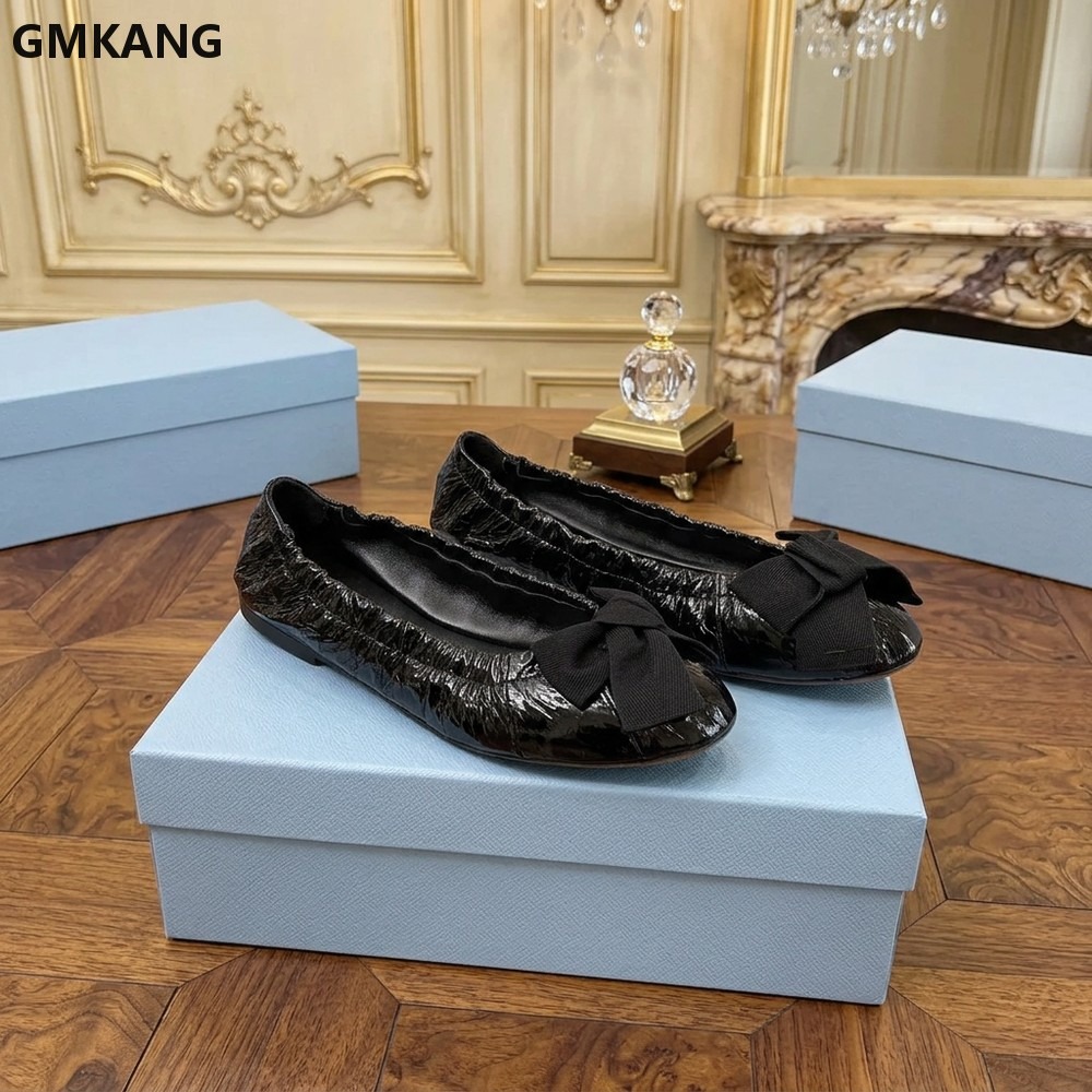 Leather Work Women Shoes - Damskie baleriny z kokardą, plisowane, eleganckie